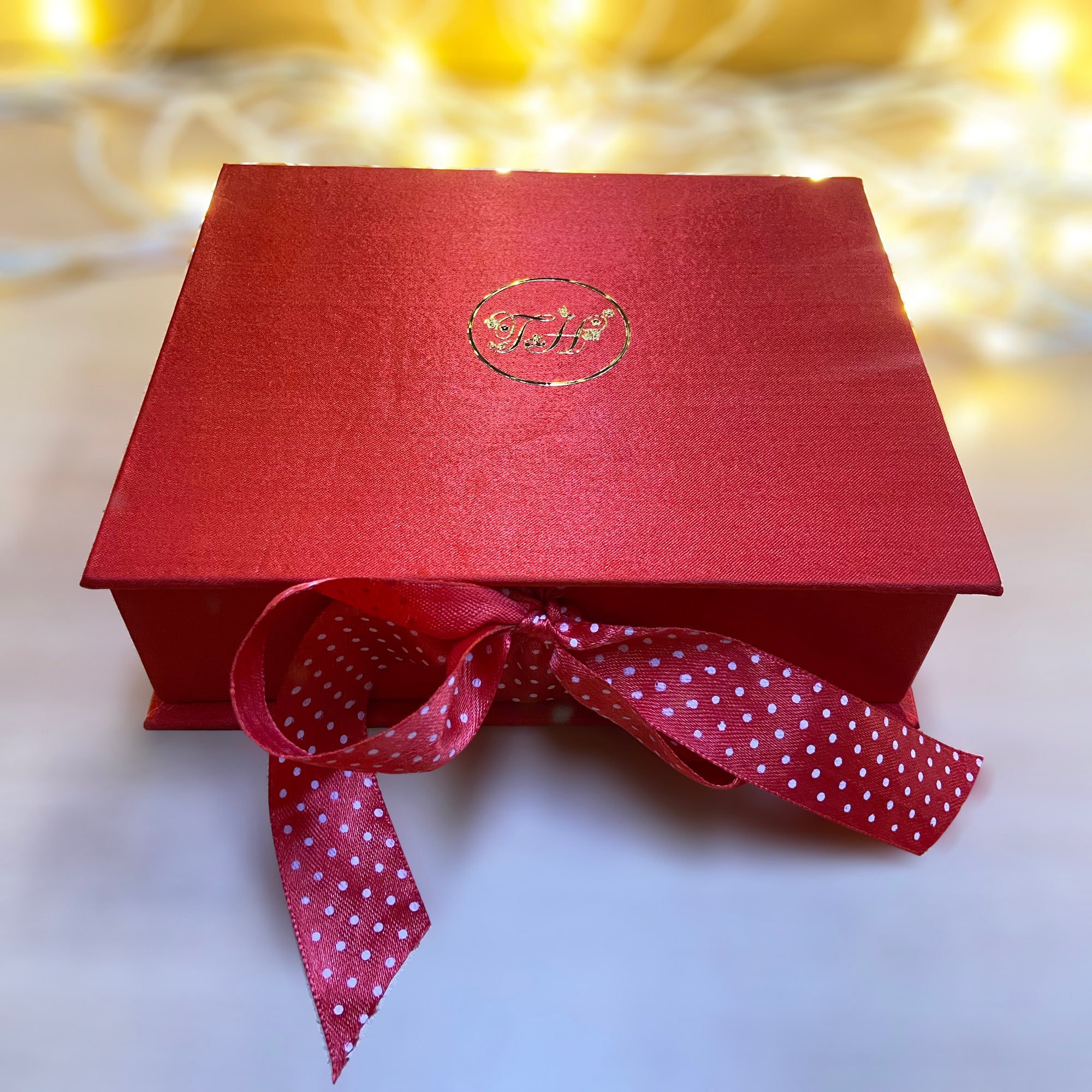 Gift Box for Christmas (Red Color)